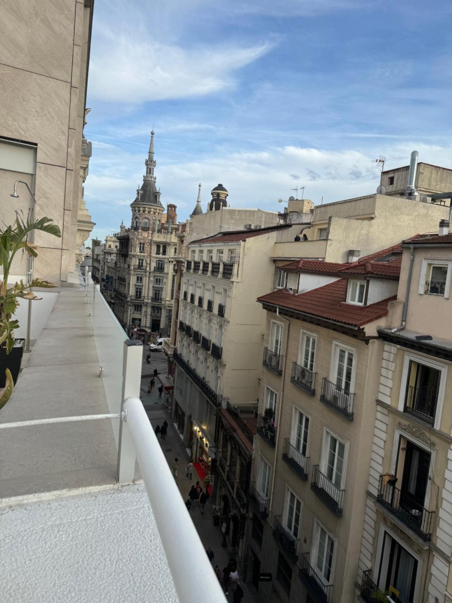 Center City, Puerta Del Sol Terraza Appartement Madrid Buitenkant foto