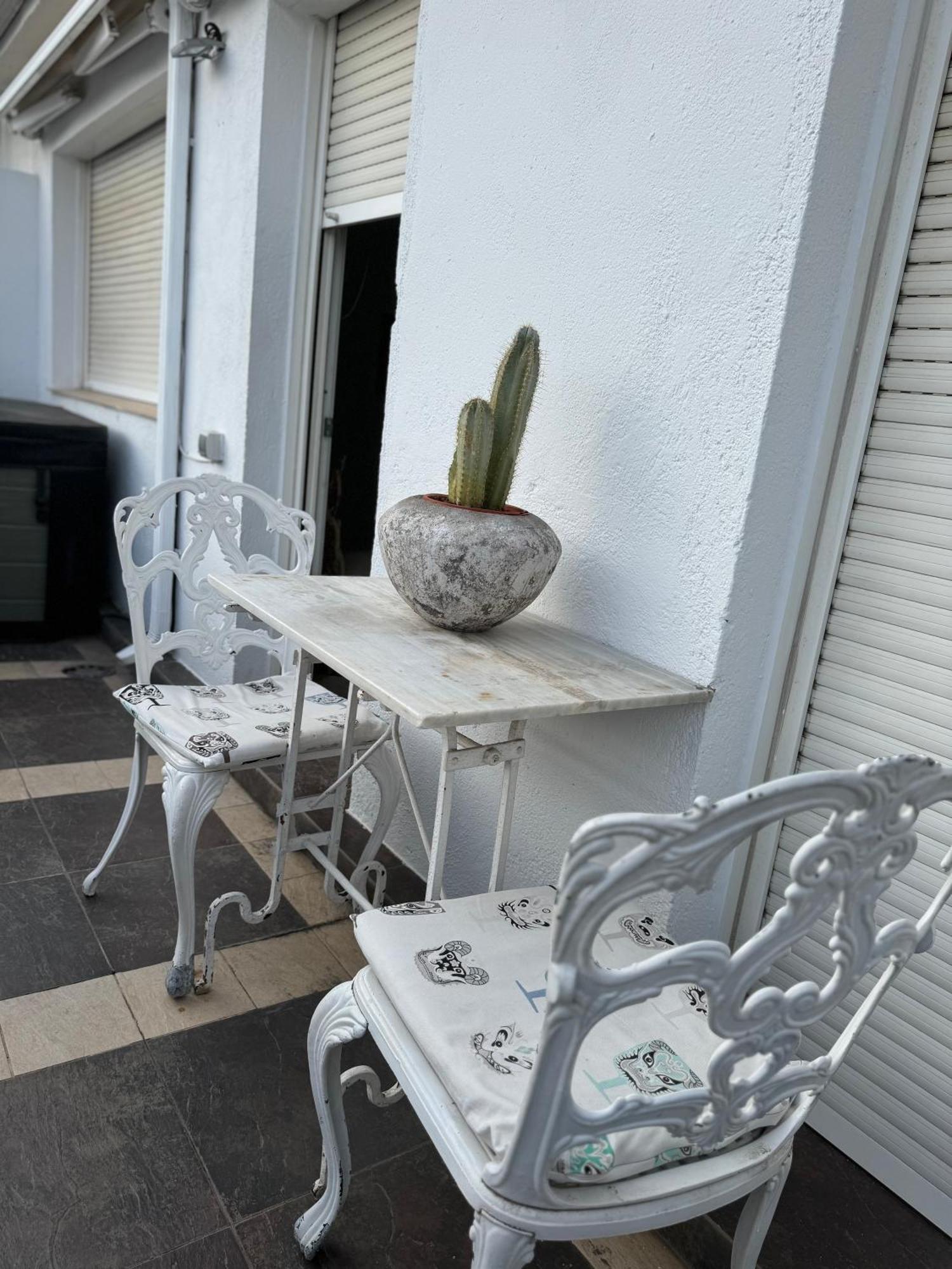 Center City, Puerta Del Sol Terraza Appartement Madrid Buitenkant foto