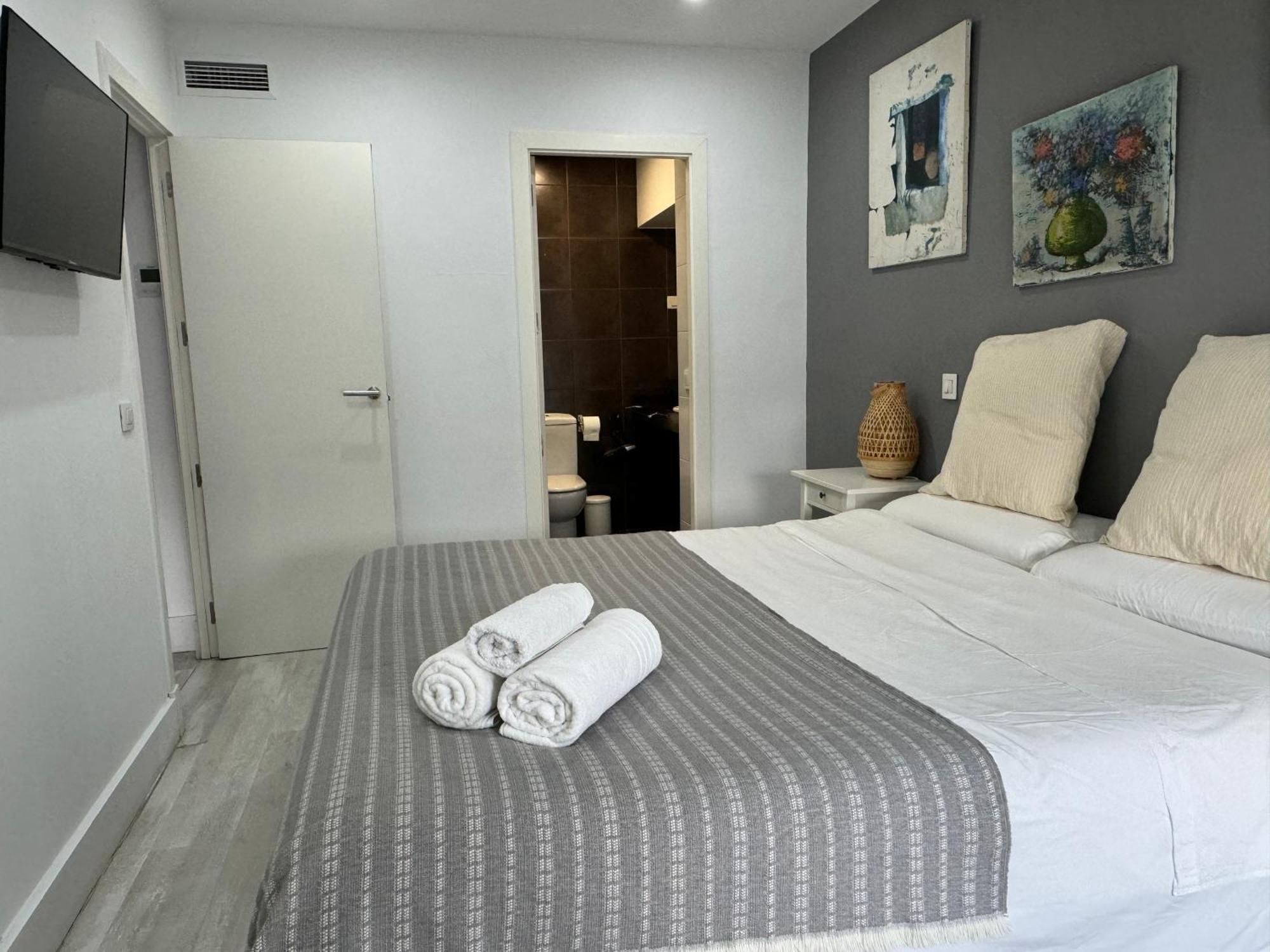 Center City, Puerta Del Sol Terraza Appartement Madrid Buitenkant foto
